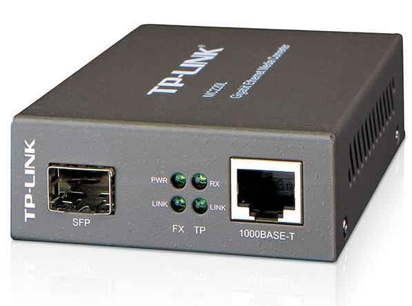 TP-Link MC220L Gigabit SFP Media Converter hot-swappable FX port Extends fiber distance up to 0.55km on multi-mode & 10km on single-mode